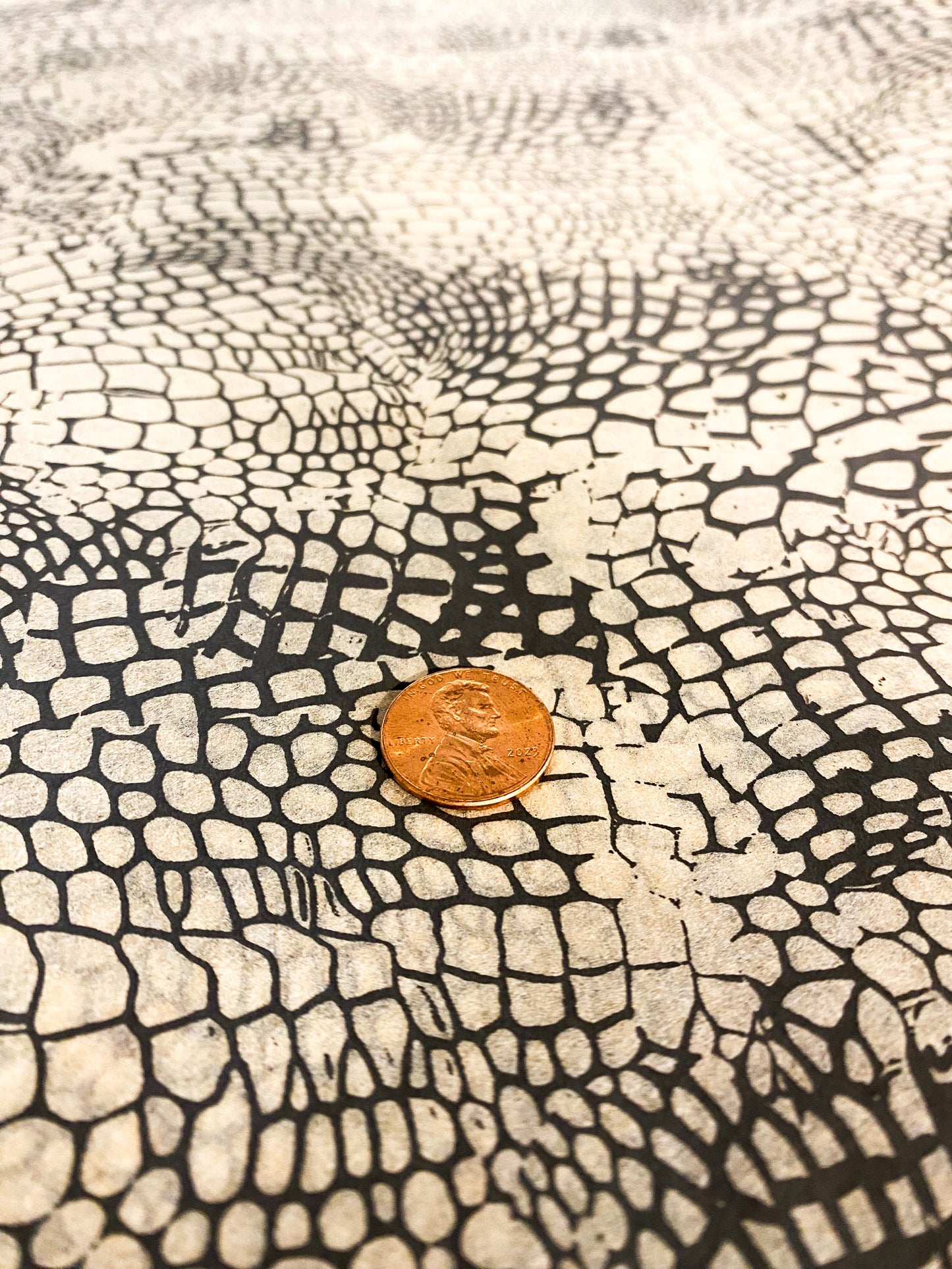 17 Croc Skin Underglaze Transfer Sheet